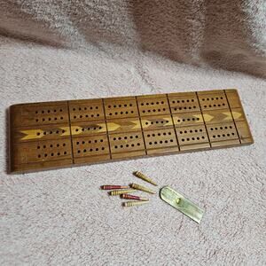 Vintage Horn No. C-5 Cribbage Board by McCrillis